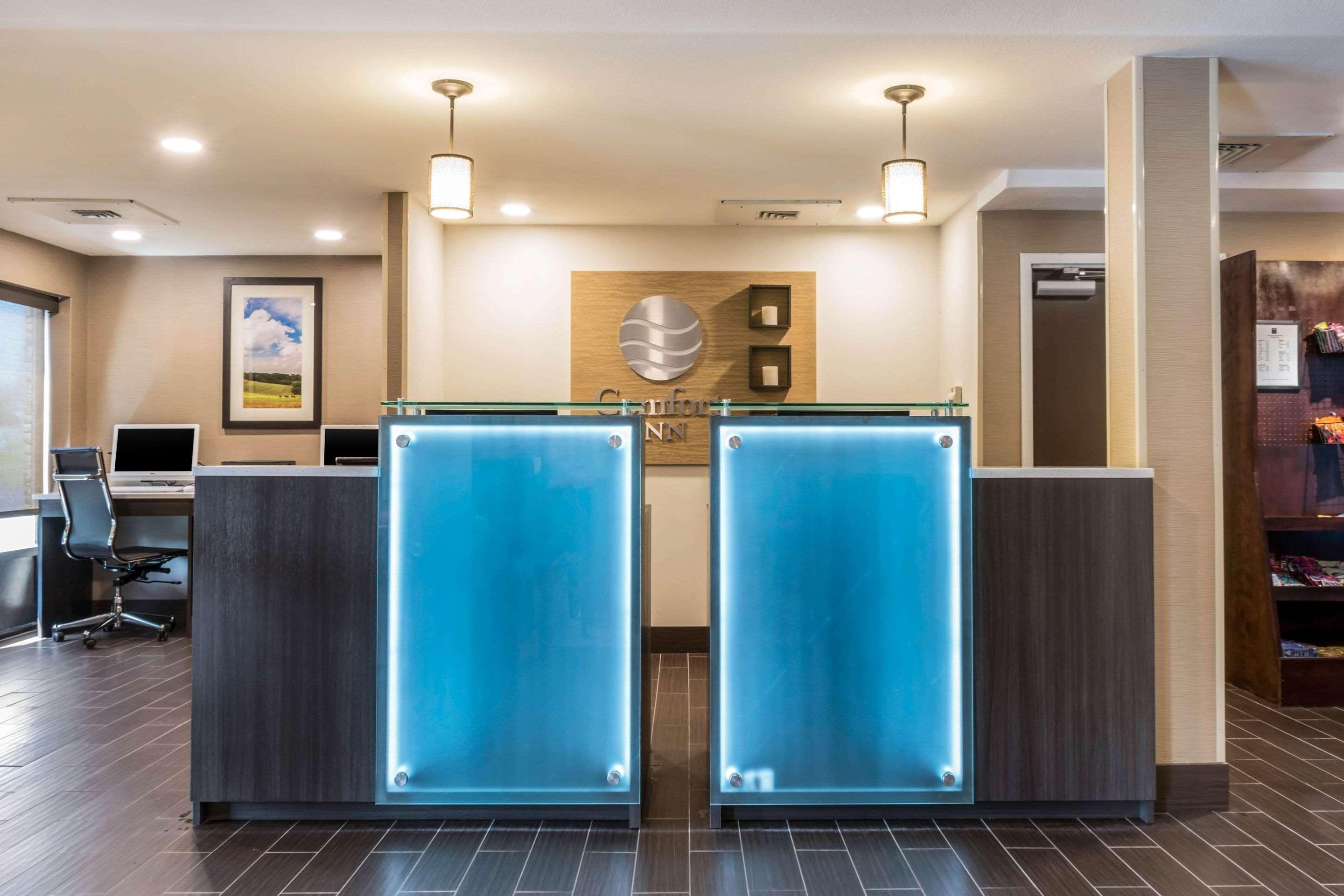 Comfort Inn Chambersburg Buitenkant foto